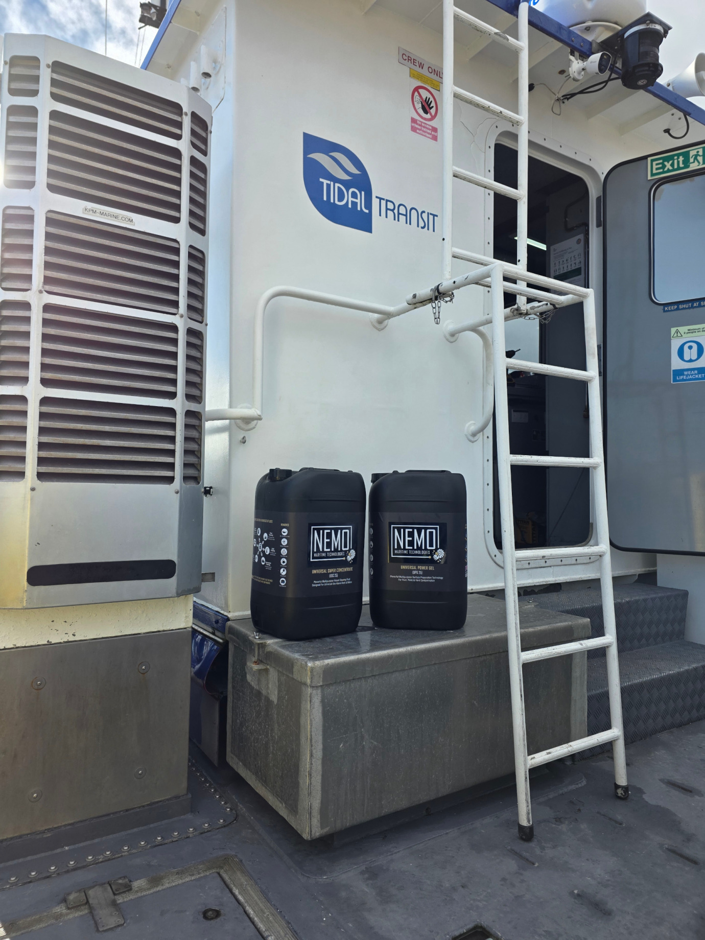 Sustainable vessel cleaning
