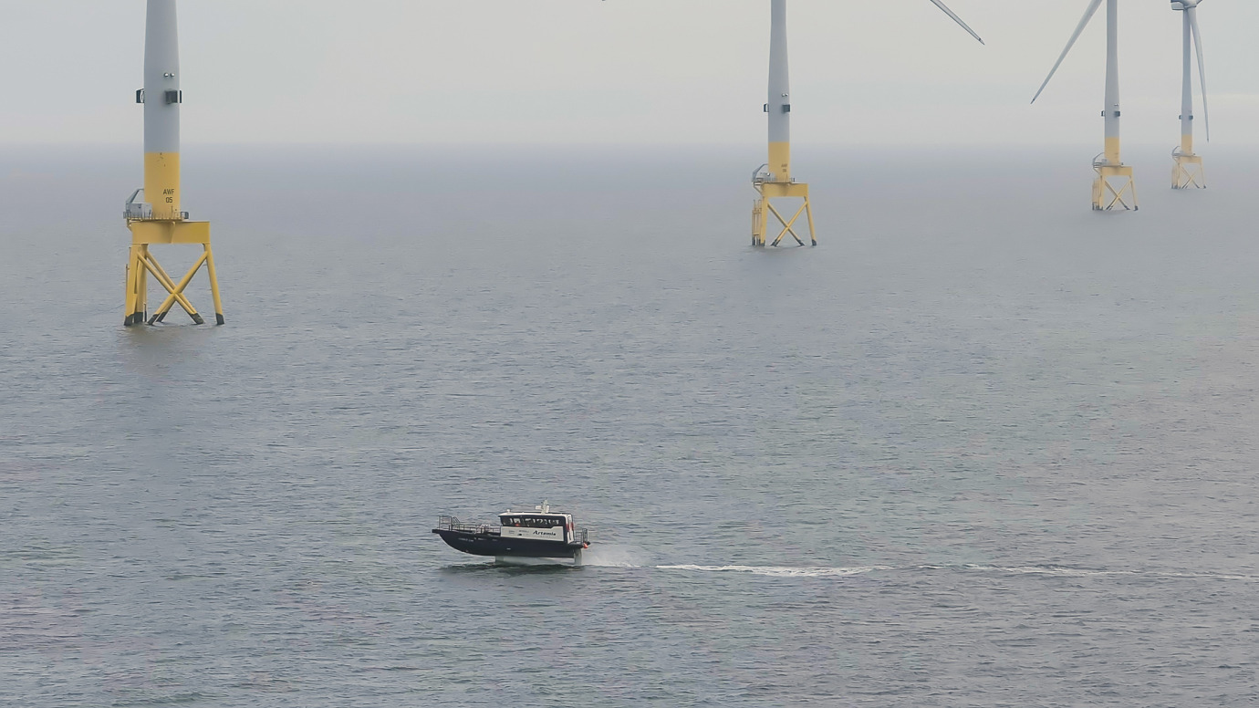 Electric foiling CTV demonstration by Artemis